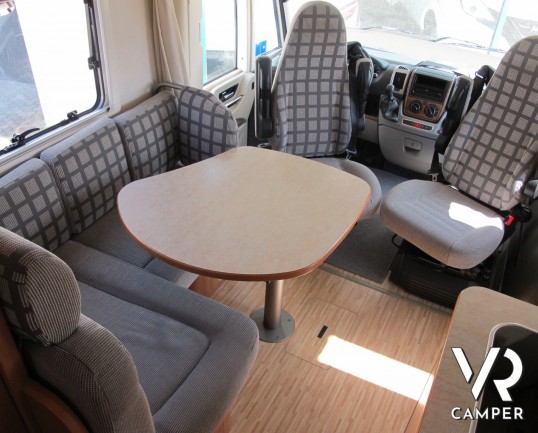 Hymer B 504: camper motorhome usato, con 4 posti letto, veranda e condizionatore - italiavr vendita camper torino e piemonte
