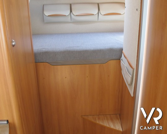 Hymer B 504: camper motorhome usato, con 4 posti letto, veranda e condizionatore - italiavr vendita camper torino e piemonte