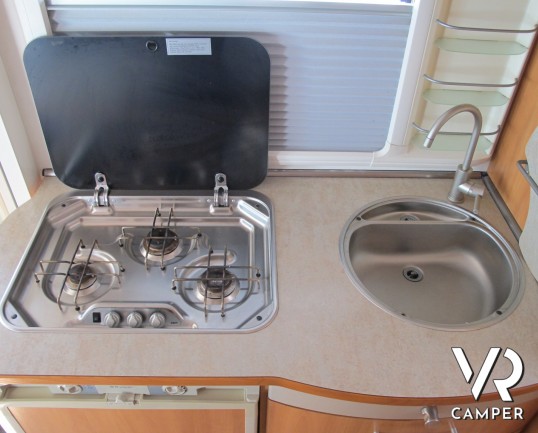 Hymer B 504: camper motorhome usato, con 4 posti letto, veranda e condizionatore - italiavr vendita camper torino e piemonte