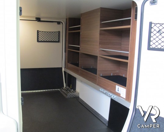 Hymer B MC-I 550, motorhome nuovo, doppio pavimento, letto matrimoniale trasversale in coda, letto basculante, garage, 4 posti, patente B, italiavr ve