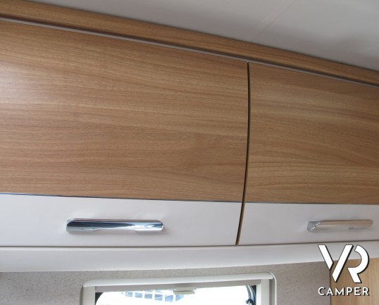 Dethleffs I 6611: camper motorhome usato, 4 posti letto, letti gemelli, letto basculante, garage - Italiavr vendita e noleggio camper a Druento (to)