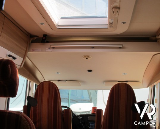 Dethleffs I 6611: camper motorhome usato, 4 posti letto, letti gemelli, letto basculante, garage - Italiavr vendita e noleggio camper a Druento (to)