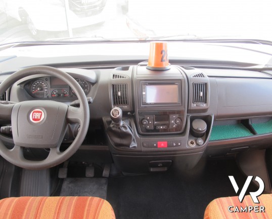 Dethleffs I 6611: camper motorhome usato, 4 posti letto, letti gemelli, letto basculante, garage - Italiavr vendita e noleggio camper a Druento (to)