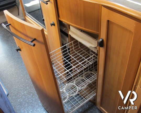 Hymer Starline 680 Classic: camper usato motorhome, 6 posti omologati, con portabici, retrocamera, antenna satellitare. ItaliaVR vendita e noleggio ca