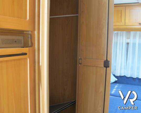 Hymer Starline 680 Classic: camper usato motorhome, 6 posti omologati, con portabici, retrocamera, antenna satellitare. ItaliaVR vendita e noleggio ca