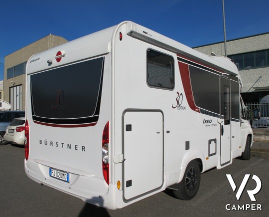Burstner Ixeo Time 710 G "Edition 30": camper semintegrale nuovo in edizione speciale con letto basculante elettrico, ampio garage e comoda dinette