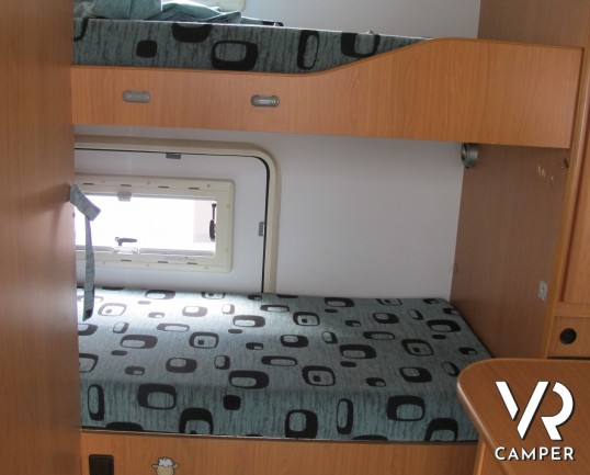 Moncayo Eco 60 - camper mansardato usato, con letti a castello e basculante. Vendita e noleggio camper nuovi e usati ItaliaVR Group a Torino e Piemont