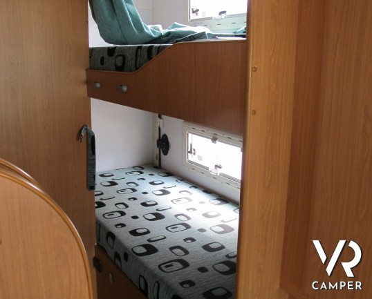 Moncayo Eco 60 - camper mansardato usato, con letti a castello e basculante. Vendita e noleggio camper nuovi e usati ItaliaVR Group a Torino e Piemont