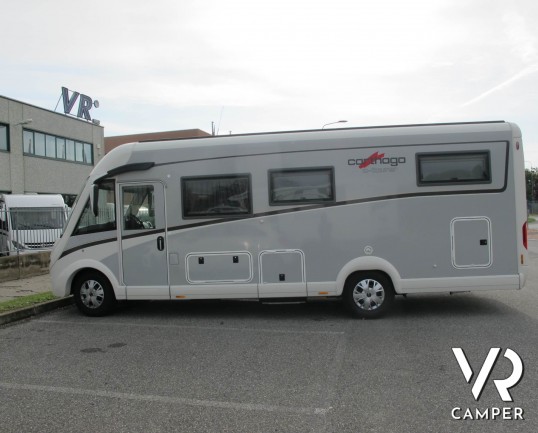 Carthago C-Tourer I 148 - camper motorhome recente con pochi km, con letti gemelli, oblò panoramico, veranda, garage per scooter