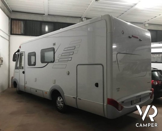 HYMER B 664 CL - camper motorhome usato, con doppio pavimento, ampio garage, comoda dinette. Italiavr vendita camper Torino
