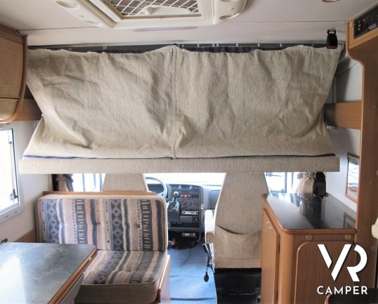 Mobilvetta Euroyacht 100 - motorhome usato 6 posti letto, con letti a castello, letto basculante, veranda, portamoto, su meccanica Fiat Ducato