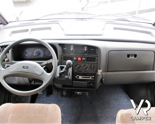 Mobilvetta Euroyacht 100 - motorhome usato 6 posti letto, con letti a castello, letto basculante, veranda, portamoto, su meccanica Fiat Ducato