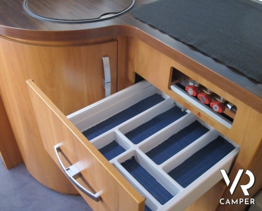 Hymer B 508 CL - camper usato motorhome su Fiat Ducato 130 cv, 4 posti letto, con veranda, portamoto, sospensioni AL-KO, Fantastic Vent - ItaliaVR_1