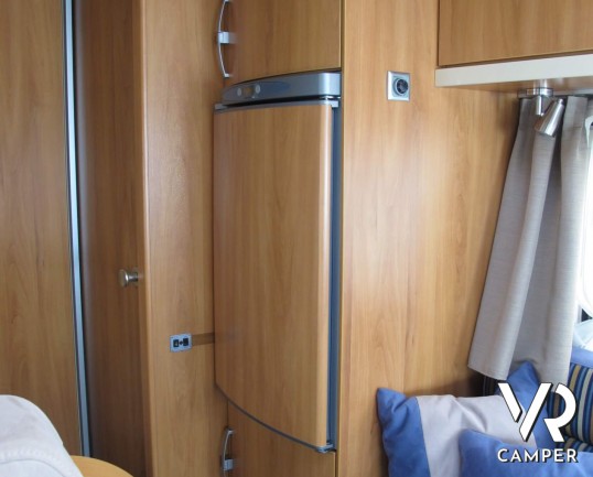 Hymer B 508 CL - camper usato motorhome su Fiat Ducato 130 cv, 4 posti letto, con veranda, portamoto, sospensioni AL-KO, Fantastic Vent - ItaliaVR_1