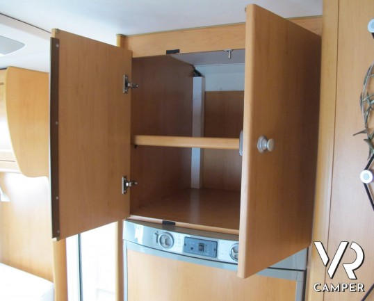 HYMER B 664 CL - camper motorhome usato, con doppio pavimento, ampio garage, comoda dinette. Italiavr vendita camper Torino