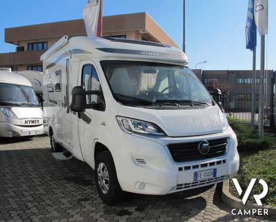 Hymer Exsis-T 414 - camper semintegrale usato, con letto matrimoniale trasversale in coda, veranda e portabici. Su meccanica Fiat Ducato 130 CV. Itali