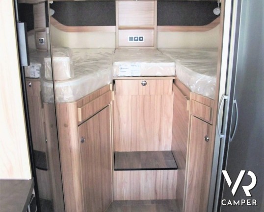 Hymer Exsis I 474 - camper nuovo motorhome compatto, con letti gemelli e basculante, doppio pavimento, garage - ItaliaVR vendita camper torino e piemo
