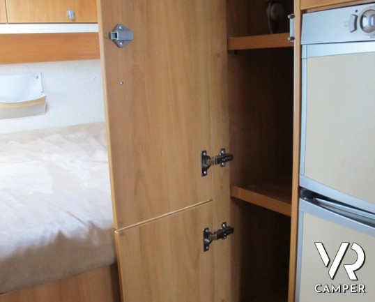 Hymer Tramp 612 CL - camper usato semintegrale 3 posti letto, dotato di veranda, retrocamera, antenna tv, climatizzatore. In visione alla sede ItaliaV