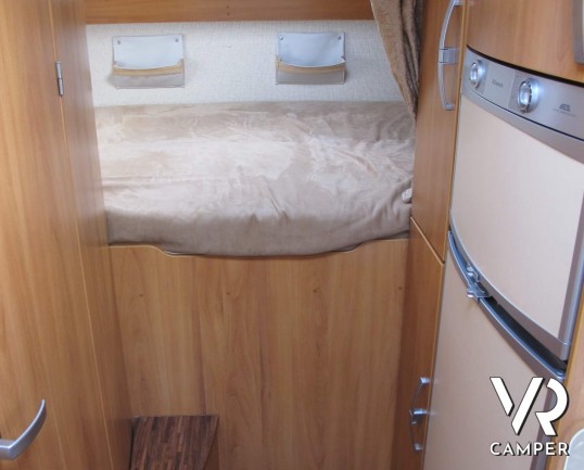 Hymer Tramp 612 CL - camper usato semintegrale 3 posti letto, dotato di veranda, retrocamera, antenna tv, climatizzatore. In visione alla sede ItaliaV
