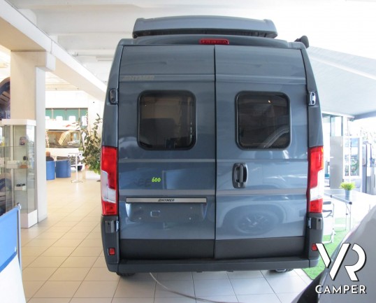 Hymer Van 600 FREE - camper furgonato nuovo modello 2020, con letto sul tetto sollevabile, su motore 160 cv - camper in vendita da ItaliaVR a Torino