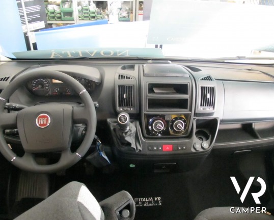 Hymer Van 600 FREE Campus - camper nuovo furgonato 2020, meccanica Mercedes, colore bianco, con letto sul tetto - ItaliaVR