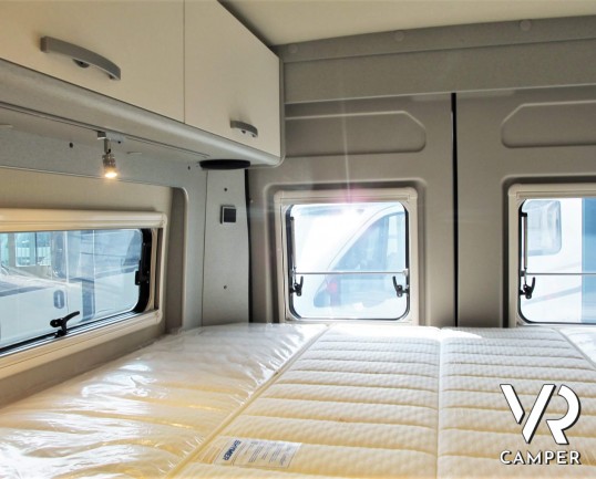 Hymer Van 600 FREE Campus - camper nuovo furgonato 2020, meccanica Mercedes, colore bianco, con letto sul tetto - ItaliaVR