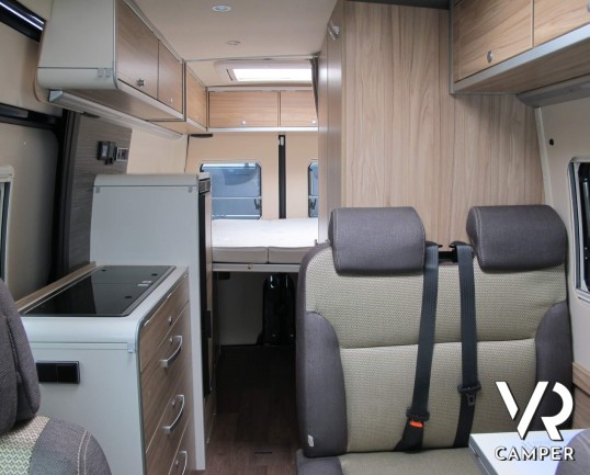 HymerCar Grand Canyon S - camper usato furgonato, colore blu pastello, su potente meccanica Mercedes 4x4 - Italiavr vendita camper Druento Torino