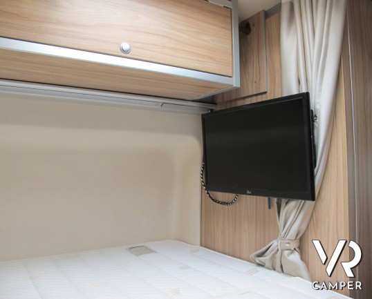 HymerCar Grand Canyon S - camper usato furgonato, colore blu pastello, su potente meccanica Mercedes 4x4 - Italiavr vendita camper Druento Torino