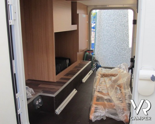 Knaus SkyWave 650 MG - camper semintegrale usato, semintegrale recente del 2016, su meccanica Ducato 130 CV, dotato di veranda, retrocamera, sensori