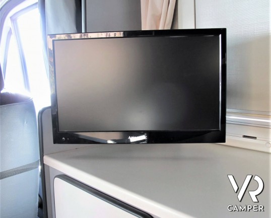 Allcar Nabilia 545 - camper monoscocca con cellula monoblocco in vetroresina, 4 posti letto, pochissimi chilometri. Visionabile alla sede ItaliaVR a T