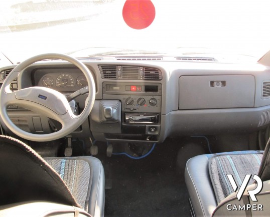 Allcar Nabilia 545 - camper monoscocca con cellula monoblocco in vetroresina, 4 posti letto, pochissimi chilometri. Visionabile alla sede ItaliaVR a T