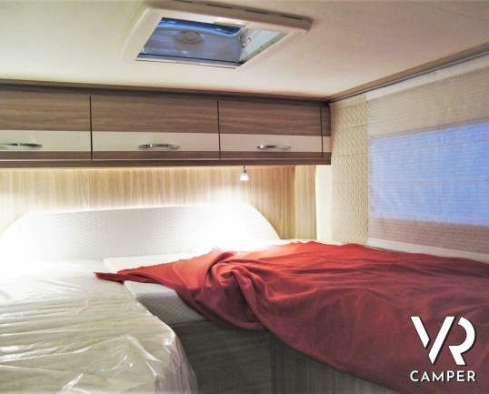 Burstner Travel Van 620 - Nuovo modello camper semintegrale in versione compatta, grazie al design esterno del cupolino dalla forma slanciata che conf