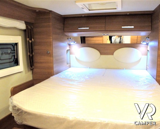 Carthago C-Line 5.3 - camper motorhome con garage. Nuovo modello Carthago motorhome 2020, con doppio pavimento e garage, su meccanica Ducato 140 CV