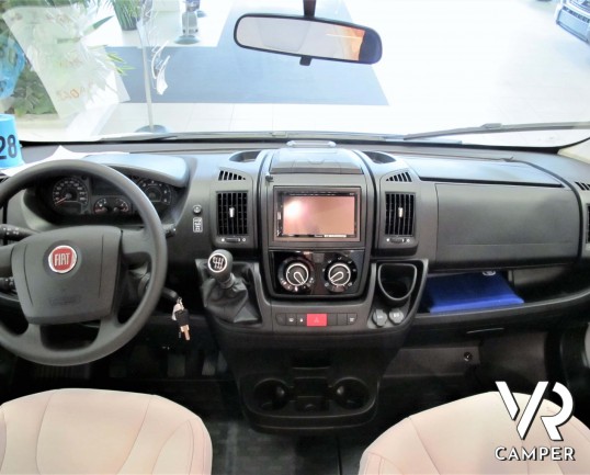 Burstner Lyseo Time T 727 G: camper semintegrale con letti gemelli e letto basculante elettrico, garage doppio portellone, su base FIAT 140 CV, Euro 6