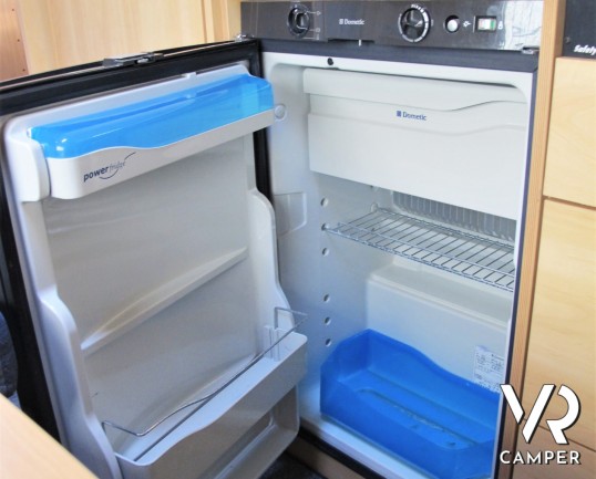 Dethleffs 540 SK - caravan roulotte con 6 posti letto, dotata di portabici, veranda e tendalino, moover. Adatta ai viaggi con tutta la famiglia