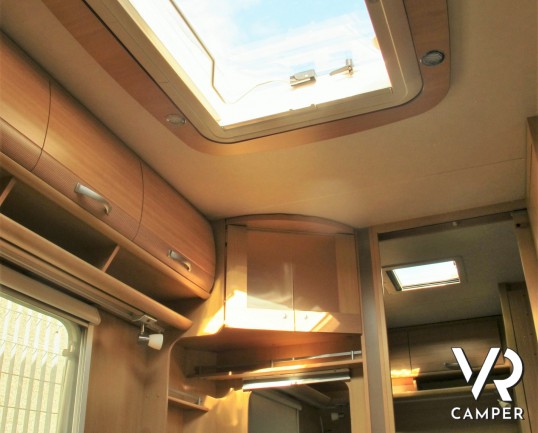 Dethleffs 540 SK - caravan roulotte con 6 posti letto, dotata di portabici, veranda e tendalino, moover. Adatta ai viaggi con tutta la famiglia