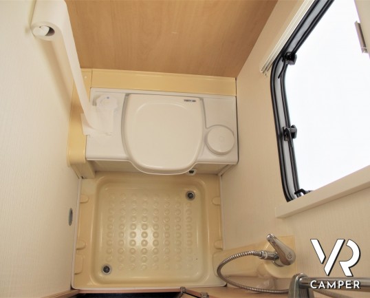 Dethleffs 540 SK - caravan roulotte con 6 posti letto, dotata di portabici, veranda e tendalino, moover. Adatta ai viaggi con tutta la famiglia