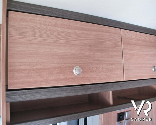 Furgone camperizzato usato con 3 posti letto, veranda, portabici, retrocamera. Su meccanica Ducato 130 cv. In visione alla sede Italia VR a Torino-Dru