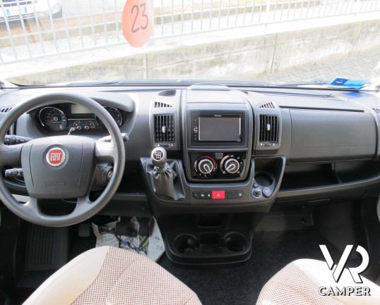 Furgone camperizzato usato con 3 posti letto, veranda, portabici, retrocamera. Su meccanica Ducato 130 cv. In visione alla sede Italia VR a Torino-Dru