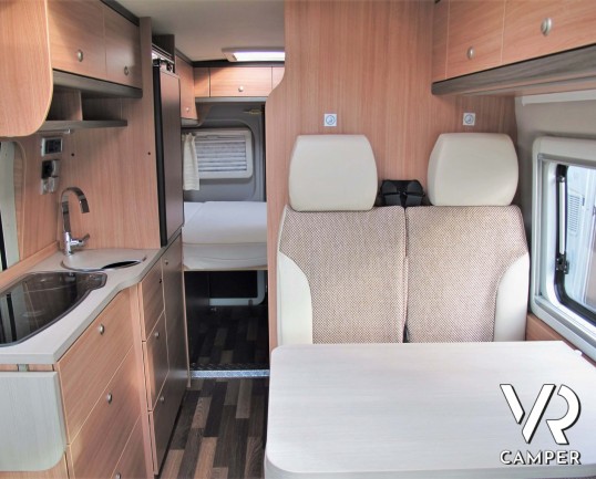 Furgone camperizzato usato con 3 posti letto, veranda, portabici, retrocamera. Su meccanica Ducato 130 cv. In visione alla sede Italia VR a Torino-Dru