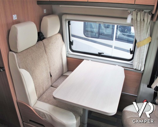 Furgone camperizzato usato con 3 posti letto, veranda, portabici, retrocamera. Su meccanica Ducato 130 cv. In visione alla sede Italia VR a Torino-Dru