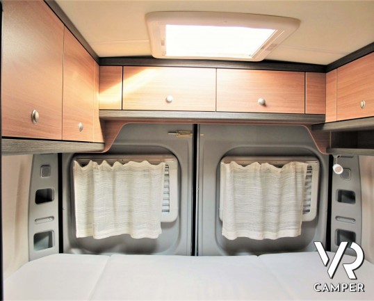Furgone camperizzato usato con 3 posti letto, veranda, portabici, retrocamera. Su meccanica Ducato 130 cv. In visione alla sede Italia VR a Torino-Dru