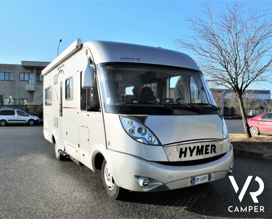 Hymer B-Klasse 654 SL: camper motorhome usato, dotato di portamoto, tendalino, ammortizzatori. In visione alla sede Italia Vr a Torino - Druento.