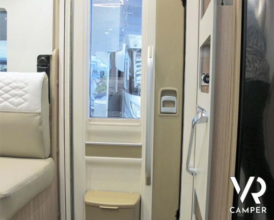 Lyseo Time IT 736 "Harmony Line": camper nuovo con letto basculante elettrico e letto nautico in coda. Su Fiat Ducato 150 CV, Euro 6 D.