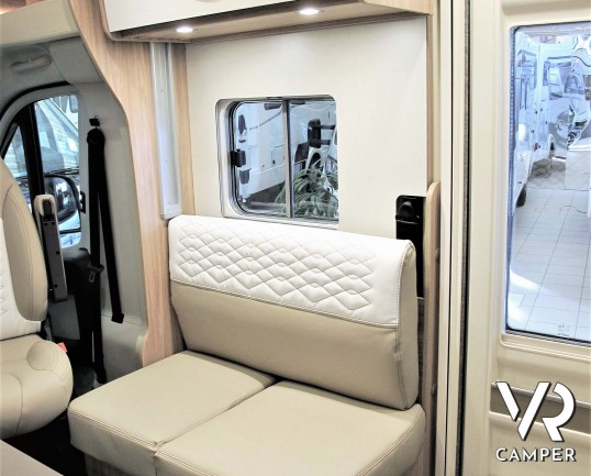 Lyseo Time IT 736 "Harmony Line": camper nuovo con letto basculante elettrico e letto nautico in coda. Su Fiat Ducato 150 CV, Euro 6 D.