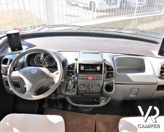 Hymer B 544: camper usato motorhome su Ducato 127 CV, dotato di veranda, portabici, climatizzatore, 2° serbatoio acqua. In visione alla sede Italia VR