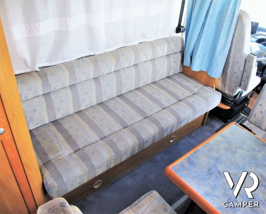 Hymer B 544: camper usato motorhome su Ducato 127 CV, dotato di veranda, portabici, climatizzatore, 2° serbatoio acqua. In visione alla sede Italia VR