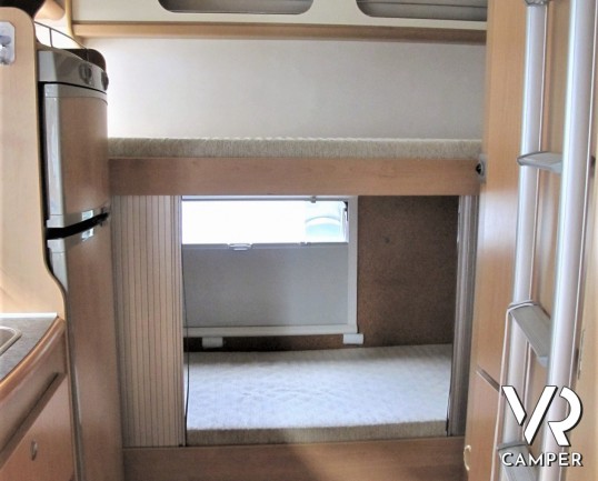 McLouis Tandy 640:camper usato mansardato, con veranda, autoradio, antenna tv, sensori parcheggio, 2° serbatoio acqua. In visione da Italiavr.