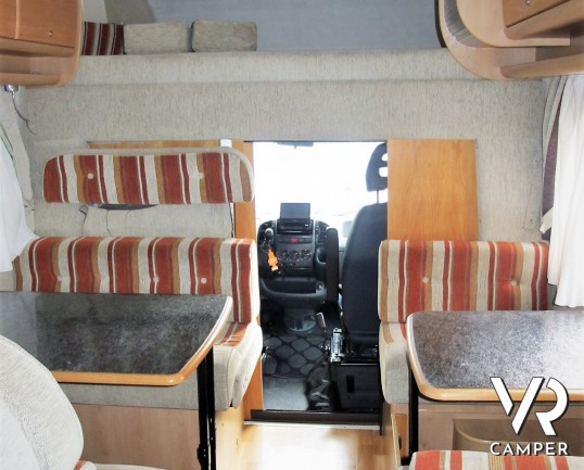 McLouis Tandy 640:camper usato mansardato, con veranda, autoradio, antenna tv, sensori parcheggio, 2° serbatoio acqua. In visione da Italiavr.