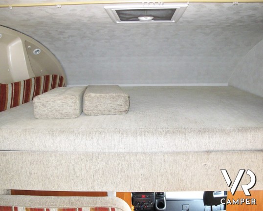 McLouis Tandy 640:camper usato mansardato, con veranda, autoradio, antenna tv, sensori parcheggio, 2° serbatoio acqua. In visione da Italiavr.